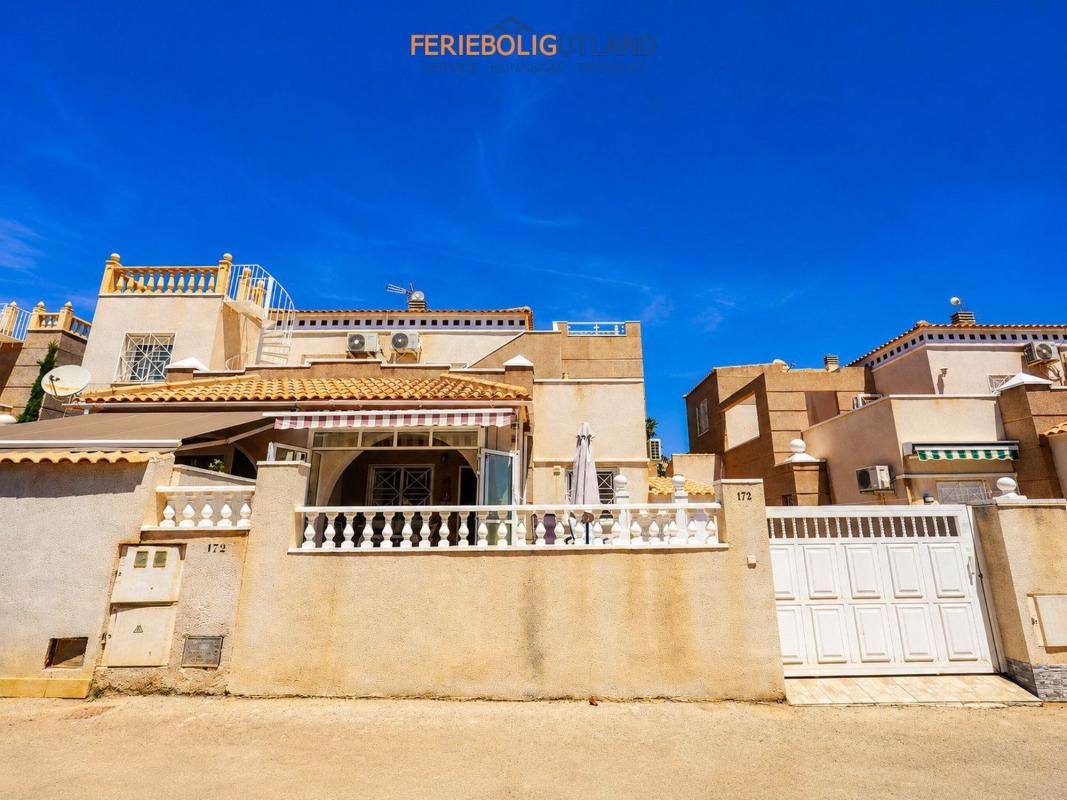 Venta de piso en Piso en Avenida Paris s/n, Zona los Frutales, Torrevieja, Torrevieja
photo 2