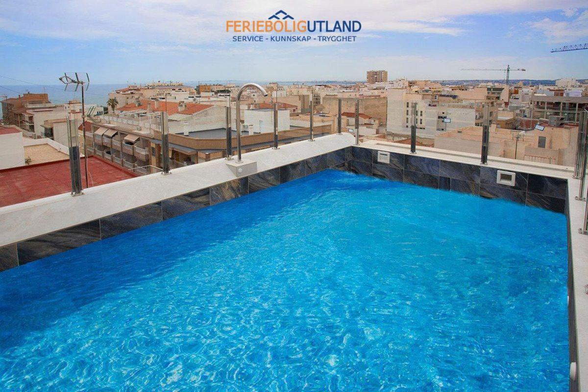 Venta de piso en Piso en Calle Ramón Gallud s/n, Las Piscinas Naturales, Torrevieja, Torrevieja
 photo 3
