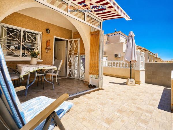 Chalet adosado en Avenida Paris s/n, Zona los Frutales, Torrevieja photo 3