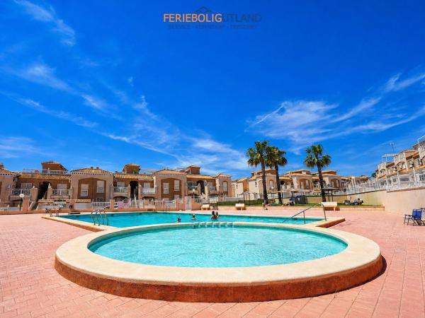 Chalet adosado en Avenida Paris s/n, Zona los Frutales, Torrevieja photo 4