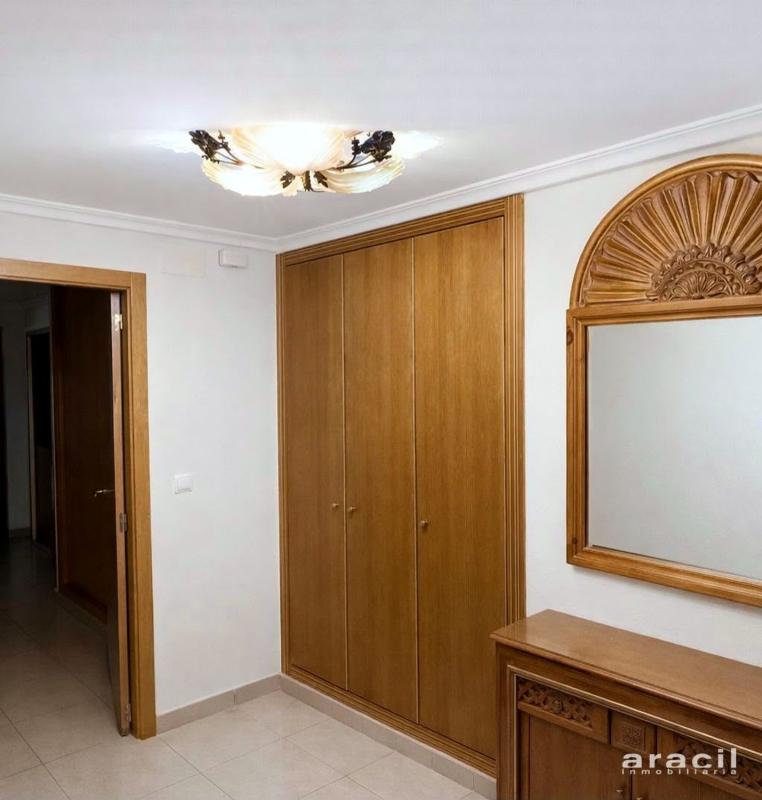 Продажа квартиры на Piso en Barri Santa Rosa, Alcoy / Alcoi, Алкой
photo 5