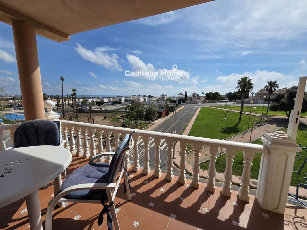Продажа квартиры на Piso en Calle la Sagra, Los Balcones - Los Altos del Edén, Torrevieja, Торревьеха
photo 1
