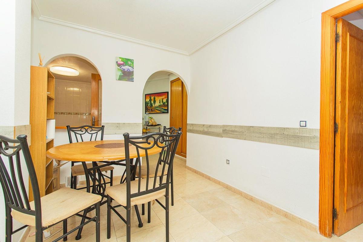 Продажа квартиры на Piso en Calle San Pascual, Antonio Machado, Torrevieja, Торревьеха
photo 4