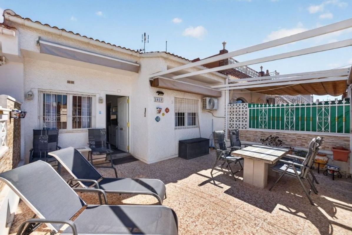 Venta de piso en Piso en Jose Fuentes s/n, La Siesta - El Salado - Torreta, Torrevieja, Torrevieja
photo 1