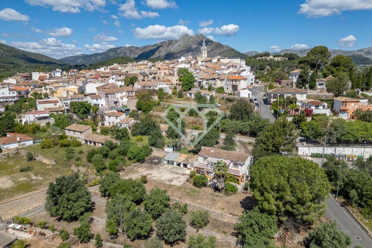 Propiedades en venta y alquiler en España photo 2