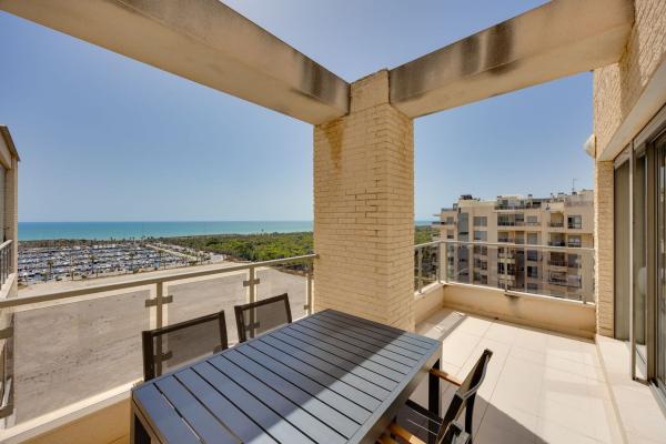 Penthouse for sale at  Ático en Calle Basilio Paredes, 14, Puerto Deportivo, Guardamar del Segura, Guardamar del Segura photo 2