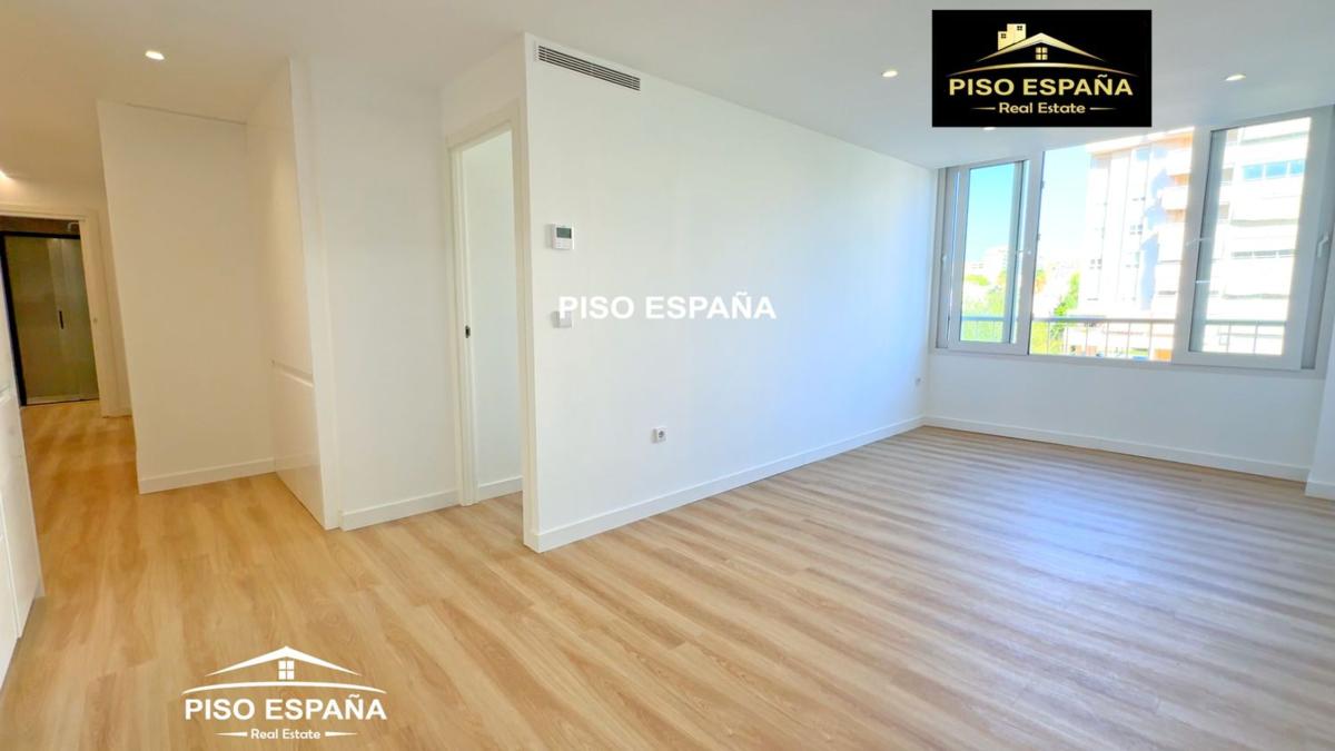Venta de piso en Piso en Arpon, Del, Cabo de las Huertas, Alicante / Alacant, Alicante / Alacant
photo 3