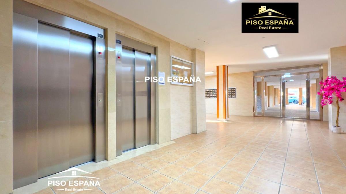 Venta de piso en Piso en Arpon, Del, Cabo de las Huertas, Alicante / Alacant, Alicante / Alacant
photo 5