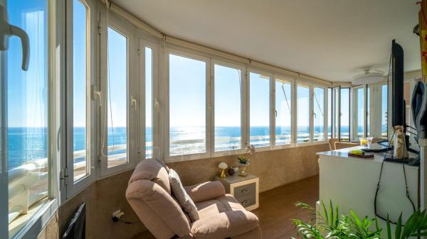 Продажа квартиры на Piso en Avenida Jaime I el Conquistador, Playa Muchavista, El Campello, Эль Кампельо
photo 1