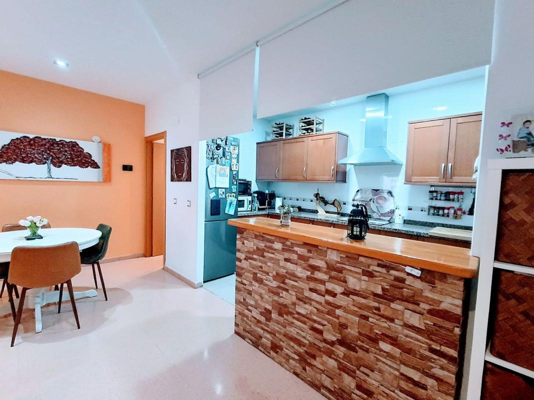Venta de piso en Piso en Hercules, La Florida Portazgo, Alicante / Alacant, Alicante / Alacant
photo 1