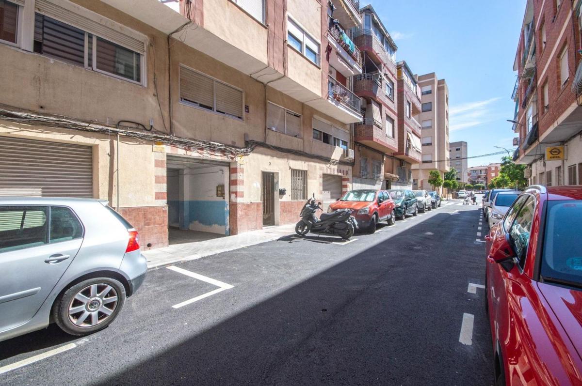 Properties for sale and rent in Spain photo 3