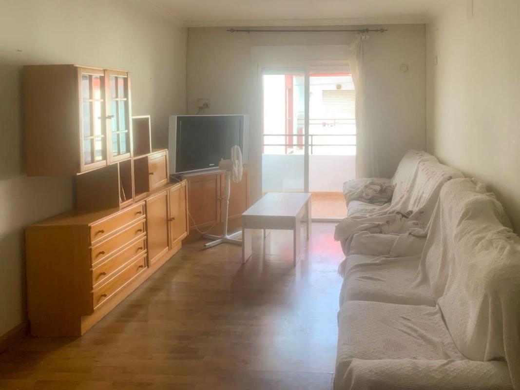 Sale of apartment in Piso en Plaza Mediterraneo, Ciudad Jardín, Alicante / Alacant, Alicante
 photo 2