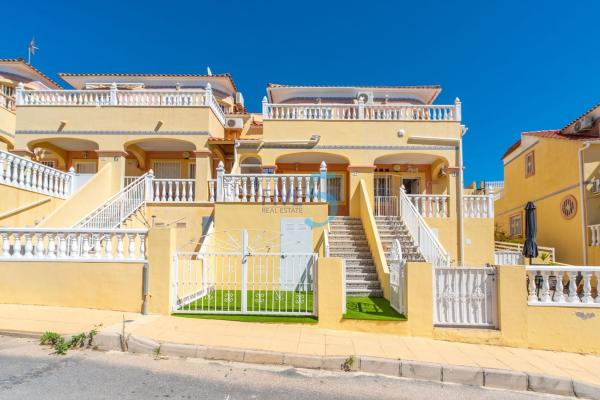 Chalet independiente en venta en Casa o chalet en Las Filipinas, Orihuela, Orihuela
photo 1