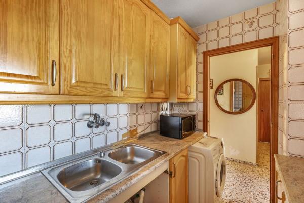 Sale of flat in Piso en Calle Arrecife, Punta Prima, Torrevieja, Torrevieja
thumbnail 2
