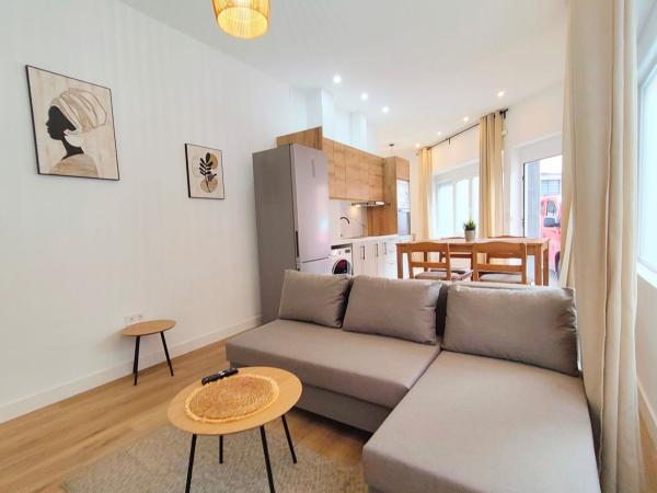 Продажа квартиры на Piso en Calle de San Carlos, 101, Carolinas Bajas, Alicante / Alacant, Аликанте / Алакант
photo 1