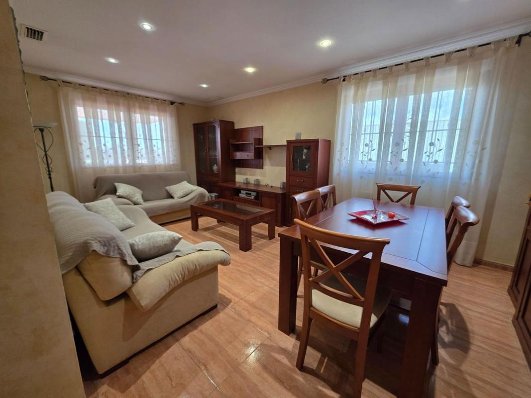 Propiedades en venta y alquiler en España photo 5