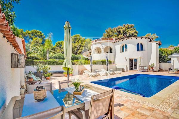 Casa o chalet independiente en Cala Advocat - Baladrar, Benissa thumbnail 2