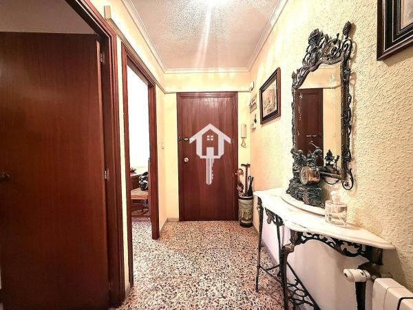 Продажа квартиры на Piso en Calle General Espartero, Carolinas Altas, Alicante / Alacant, Аликанте / Алакант
 photo 3