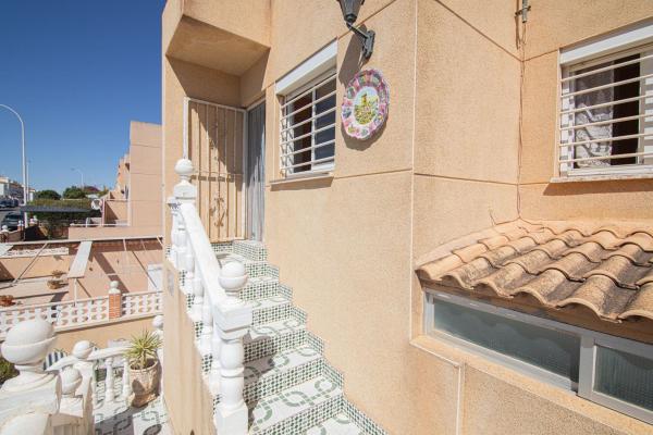 Chalet adosado en Europa, 37, Panorama-Sierramar, Gran Alacant photo 4