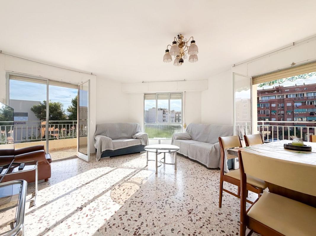 Sale of apartment in Piso en Campello Pueblo, El Campello, El Campello
photo 1