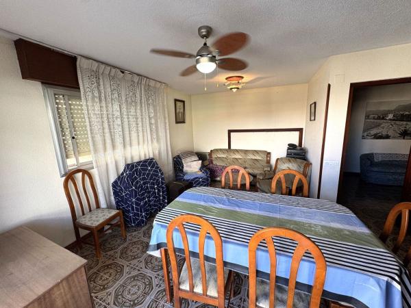 Sale of flat in Piso en Centro Urbano, Benidorm, Benidorm
thumbnail 2
