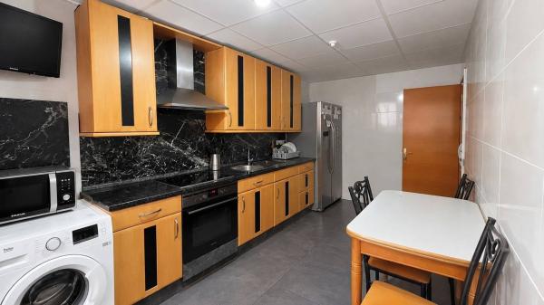 Sale of flat in Piso en Calle Patricio Ruiz Gómez, Carrús Este, Elche / Elx, Elche / Elx
photo 1