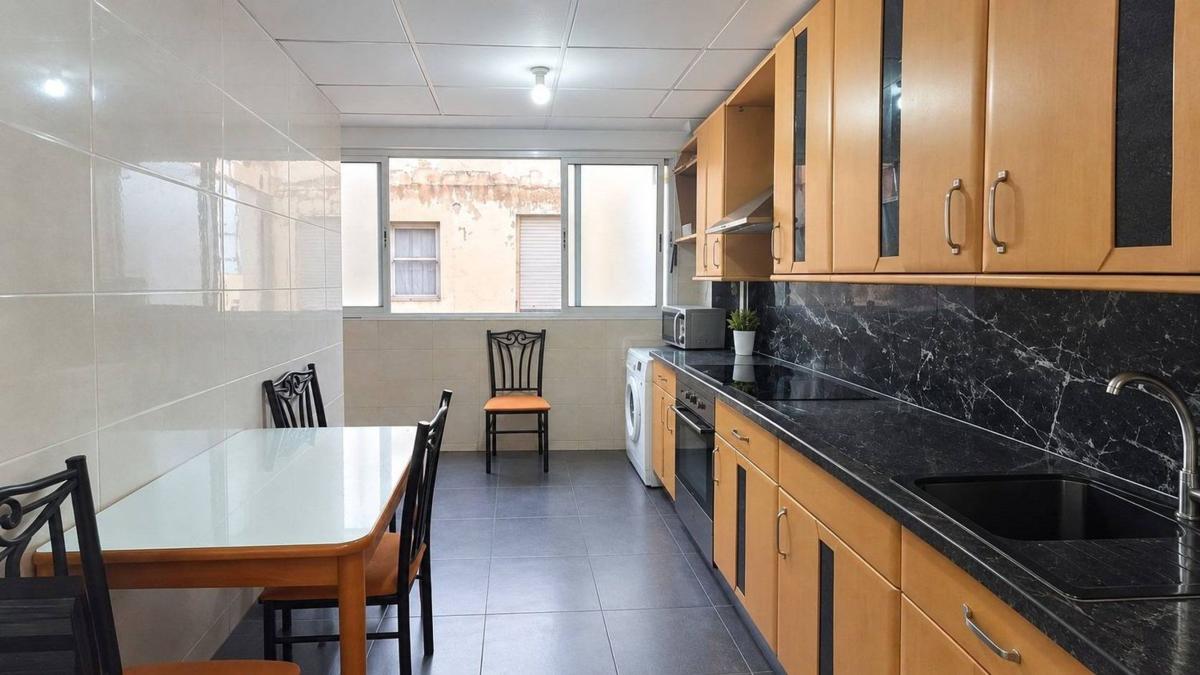 Sale of apartment in Piso en Calle Patricio Ruiz Gómez, Carrús Este, Elche / Elx, Elche / Elx
photo 4