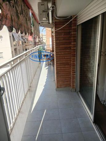 Продажа квартиры на Piso en Carolinas Altas, Alicante / Alacant, Аликанте / Алакант
 photo 4