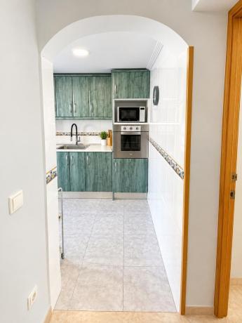 Venta de piso en Piso en Musico Torres Climent, Virgen del Remedio - Parque lo Morant, Alicante / Alacant, Alicante / Alacant
 photo 3