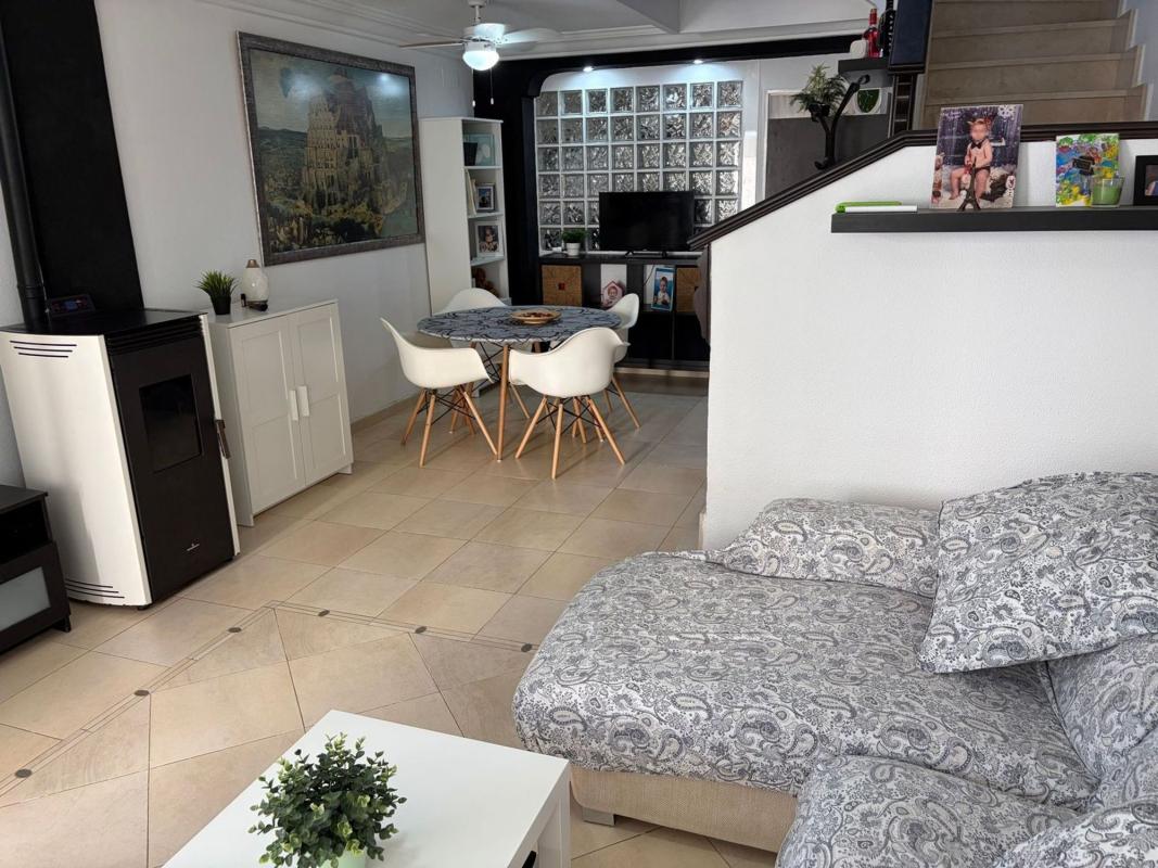 Properties for sale and rent in Spain photo 5