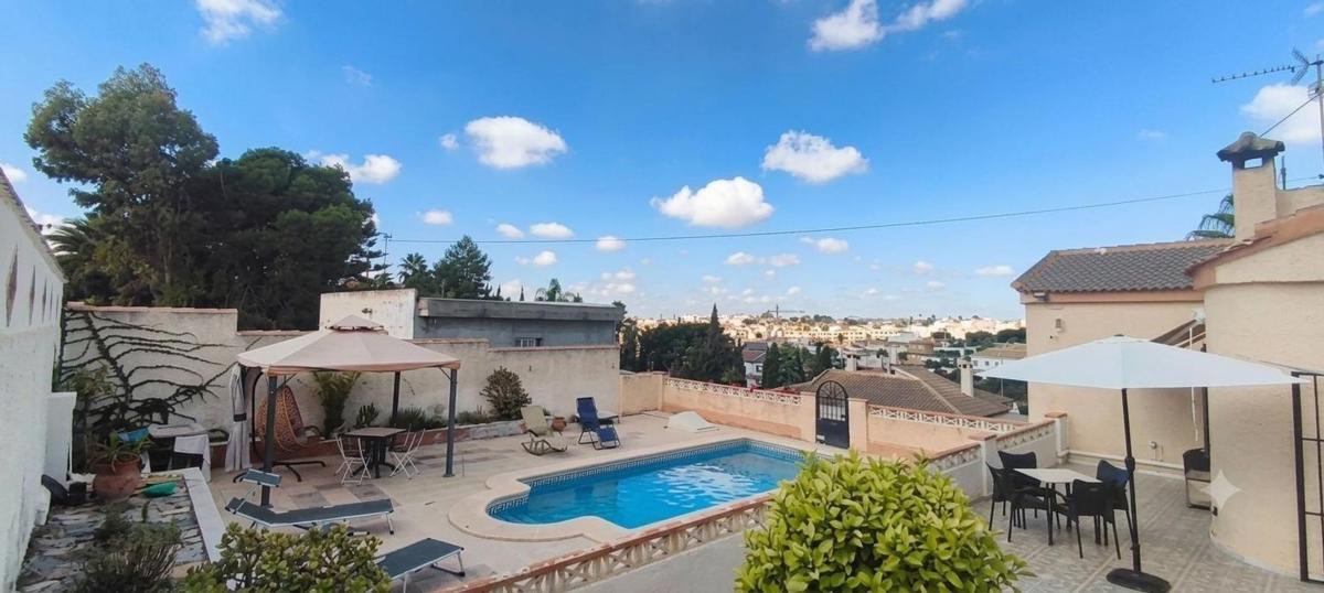 Propiedades en venta y alquiler en España photo 1