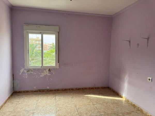 Sale of flat in Piso en Gines Garcia Esquitino, 93, Carrús Este, Elche / Elx, Elche / Elx
 photo 4