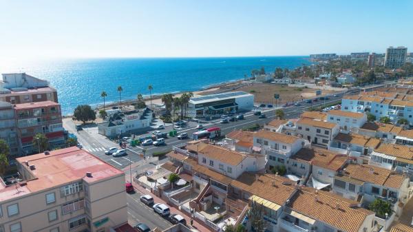 Sprzedaż mieszkania w Piso en Calle Montesinos, Playa de los Náufragos, Torrevieja, Torrevieja
 photo 1
