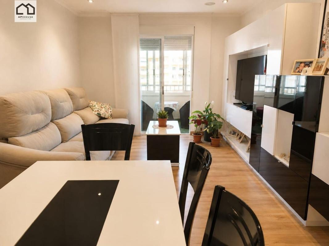 Venta de piso en Piso en Zona Universidad, Elche / Elx, Elche / Elx
photo 2