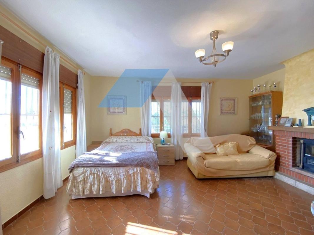 Недвижимость на продажу и в аренду в Испании photo 5