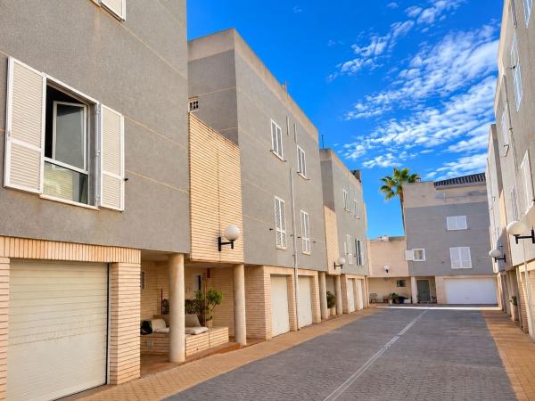 Chalet adosado en Calle Talía, 4, Aguas Nuevas, Torrevieja photo 4