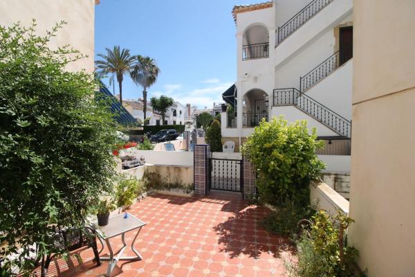 Chalet adosado en Villamartín, Orihuela photo 4