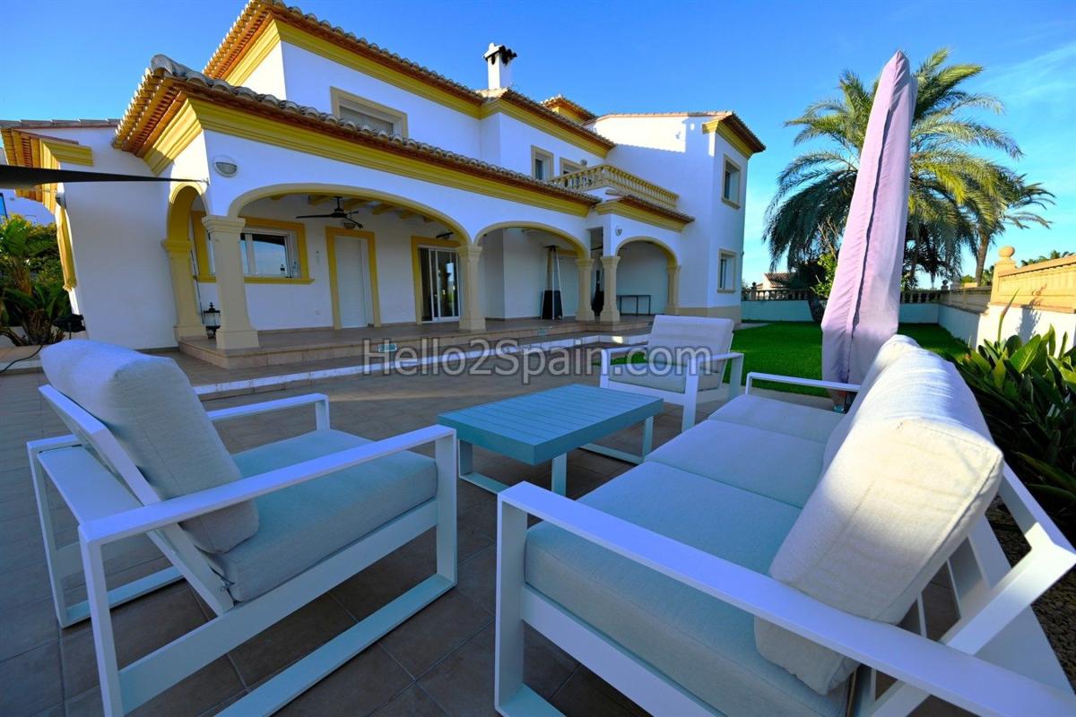 Propiedades en venta y alquiler en España photo 2