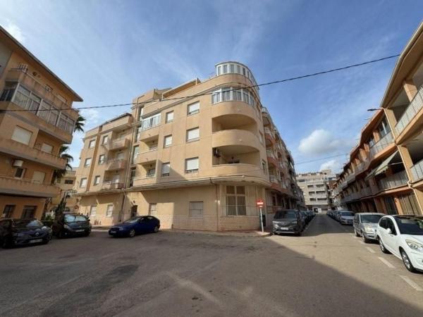 Продажа квартиры на Piso en Gaspar Perrelló, Torrevieja, Торревьеха
photo 1
