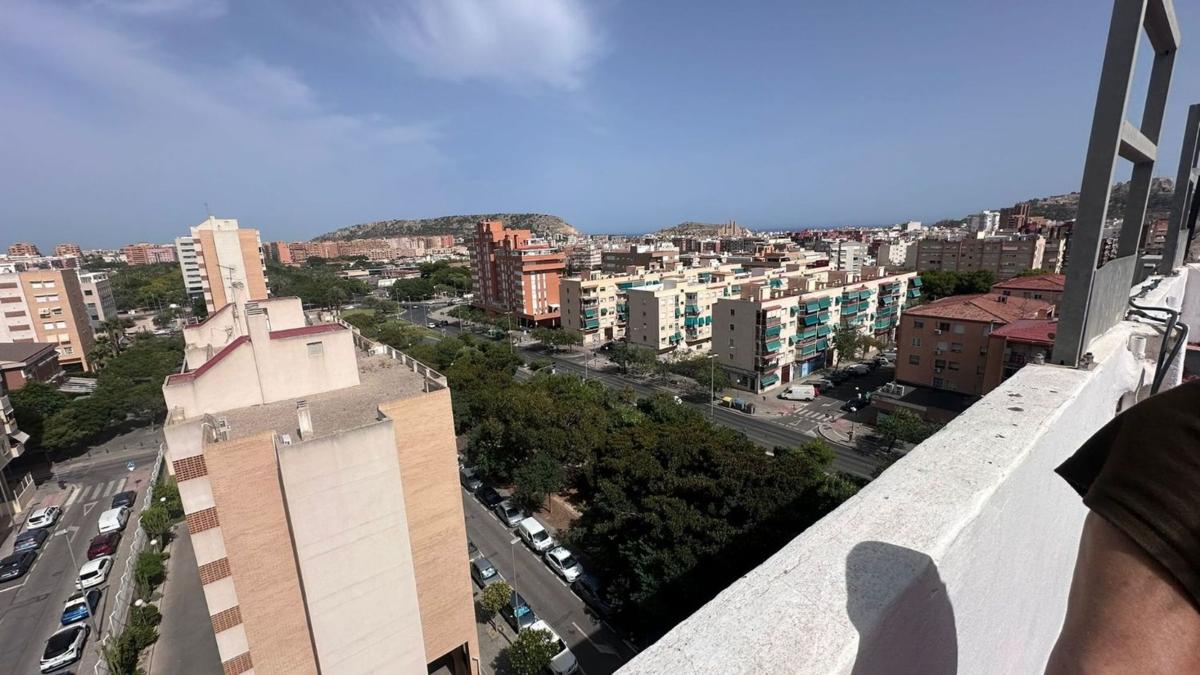 Sale of apartment in Piso en Calle Sidi-Ifni, Nou Alacant, Alicante / Alacant, Alicante
photo 1
