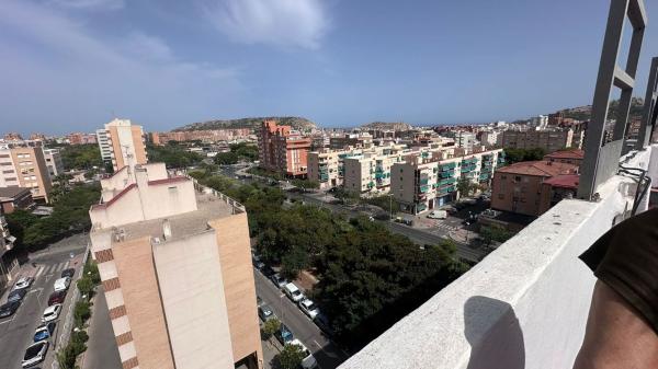 Sale of flat in Piso en Calle Sidi-Ifni, Nou Alacant, Alicante / Alacant, Alicante
photo 1