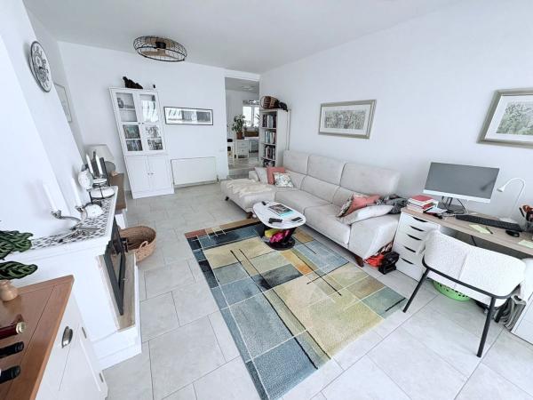 Casa o chalet independiente en Calle Manuel de Falla, Villamartín, Orihuela thumbnail 2