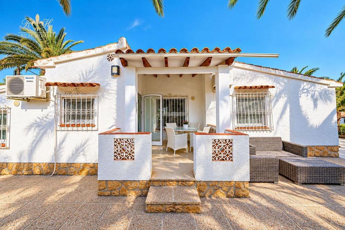 Properties for sale and rent in Spain photo 3
