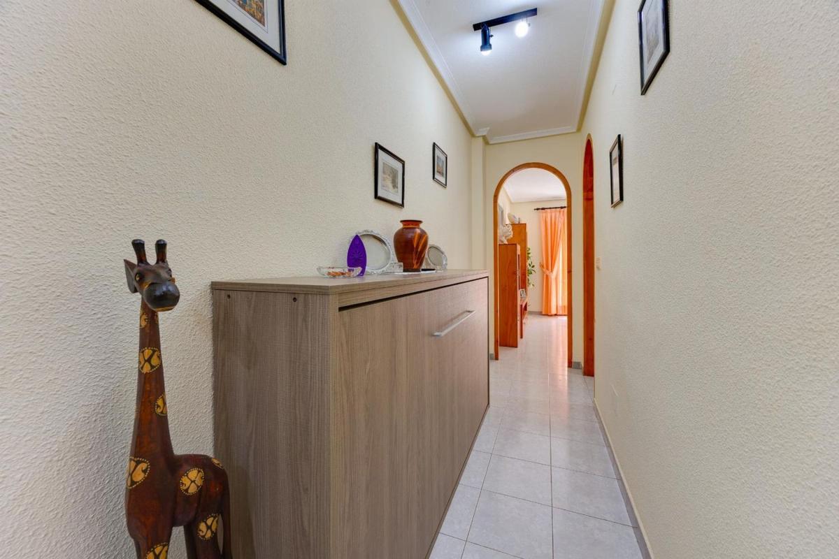 Продажа квартиры на Piso en Avenida Habaneras - Curva de Palangre, Torrevieja, Торревьеха
photo 5