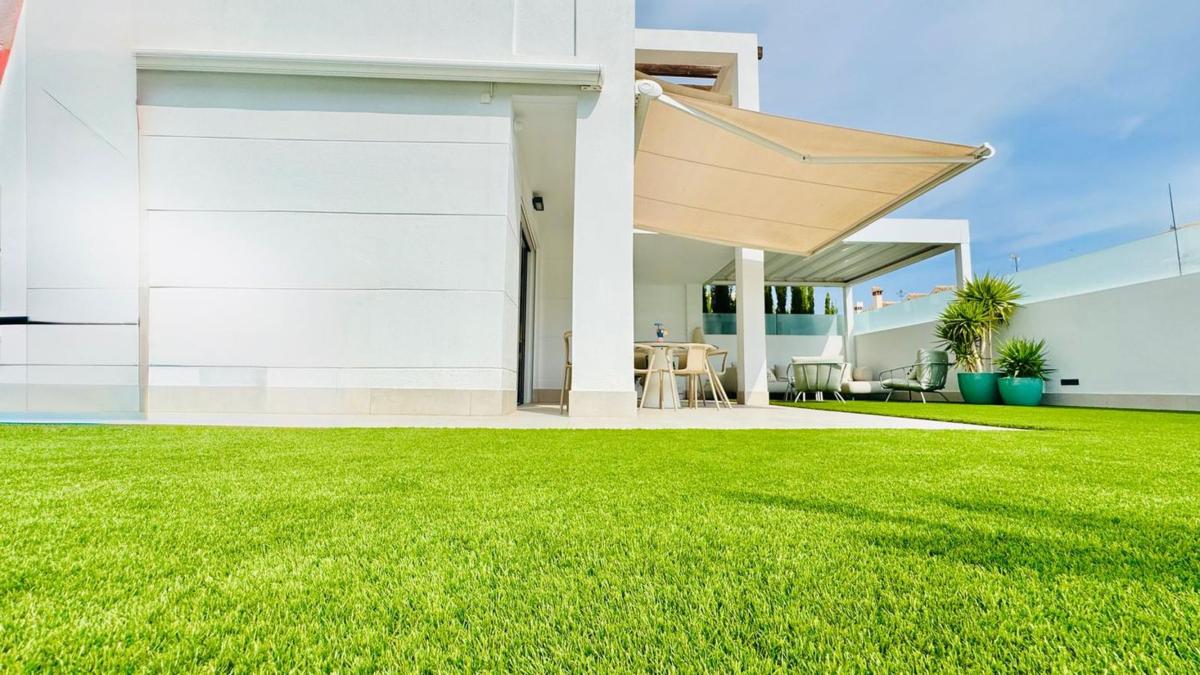 Properties for sale and rent in Spain photo 3
