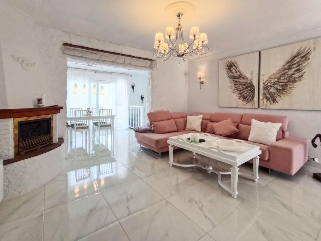 Properties for sale and rent in Spain photo 4