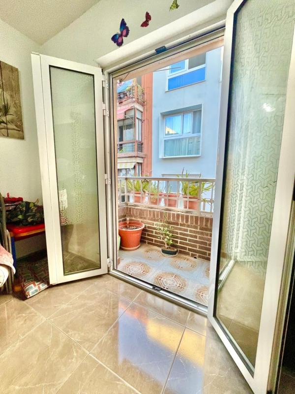 Sale of apartment in Piso en Carolinas Altas, Alicante / Alacant, Alicante
 photo 2