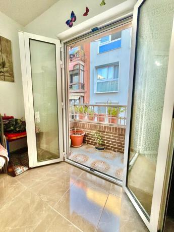 Продажа квартиры на Piso en Carolinas Altas, Alicante / Alacant, Аликанте / Алакант
 photo 2