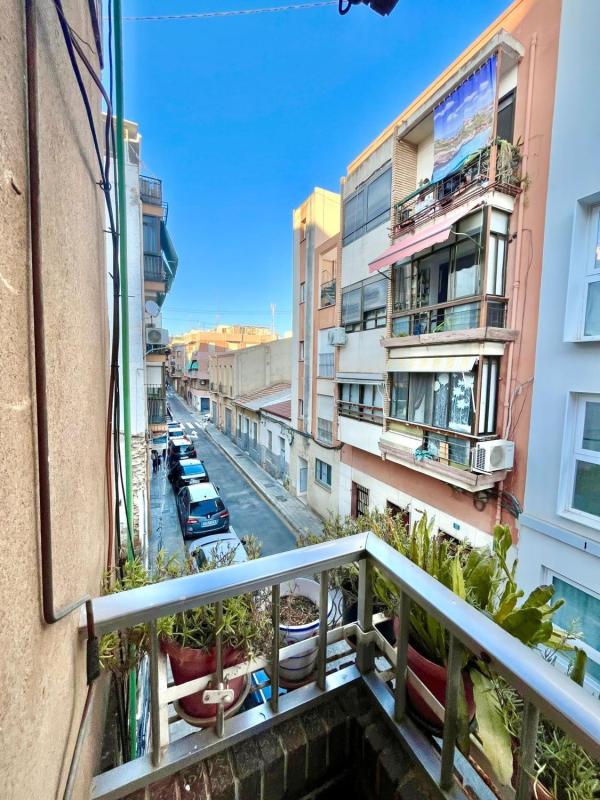 Sale of apartment in Piso en Carolinas Altas, Alicante / Alacant, Alicante
 photo 4