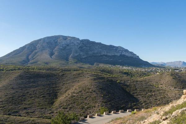Частный шале на продаже в  Casa o chalet en El Montgó, Denia, Дения photo 2